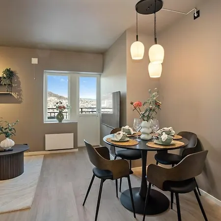 Penthouse L Close To Center L Balcony With View L 3 Bedroom Drammen