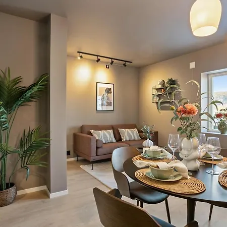 Penthouse L Close To Center L Balcony With View L 3 Bedroom Leilighet *